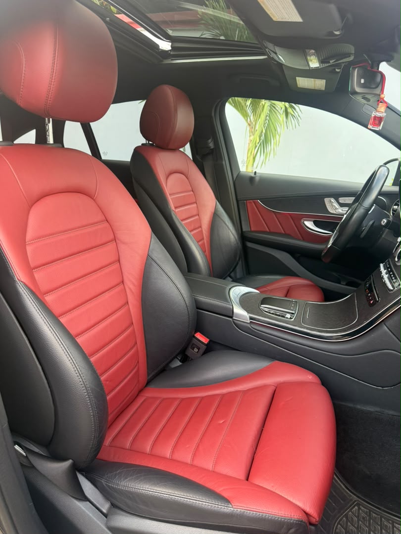 Mercedes-Benz GLC 300