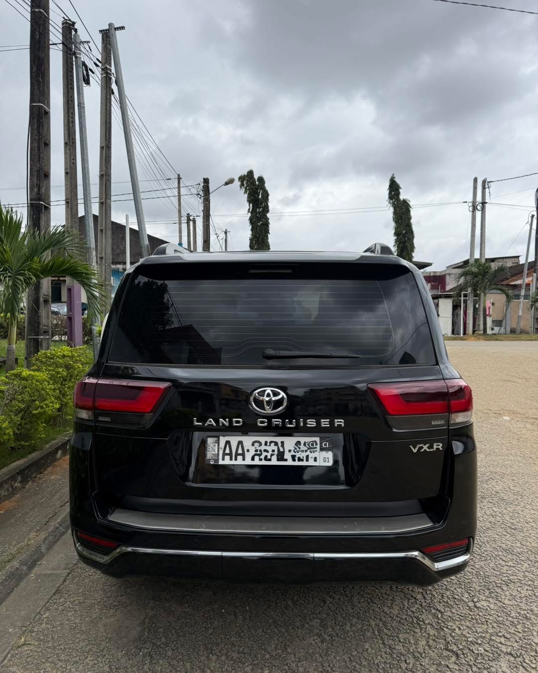 Toyota Toyota Land Cruiser VXR