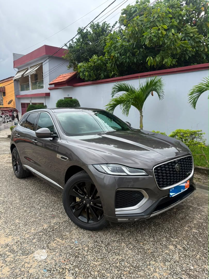 Jaguar F-pace P250 SE