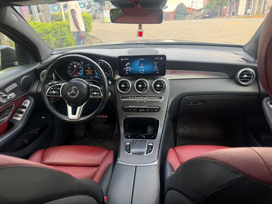 Mercedes-Benz GLC 300