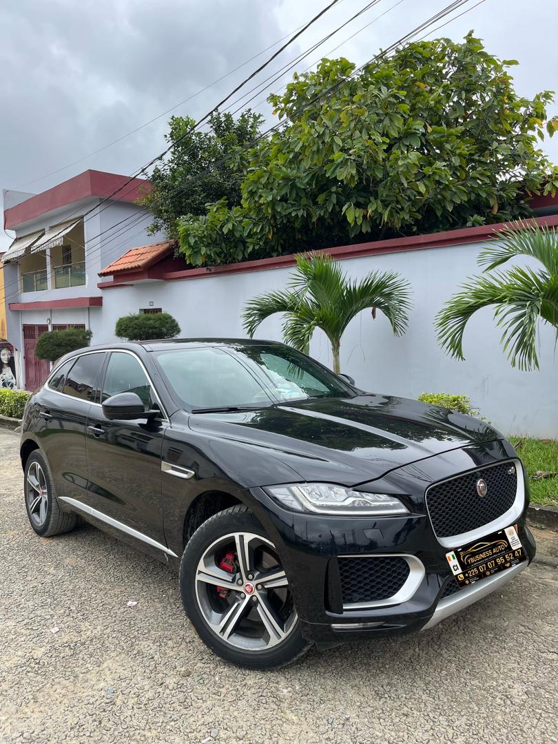Jaguar F-pace