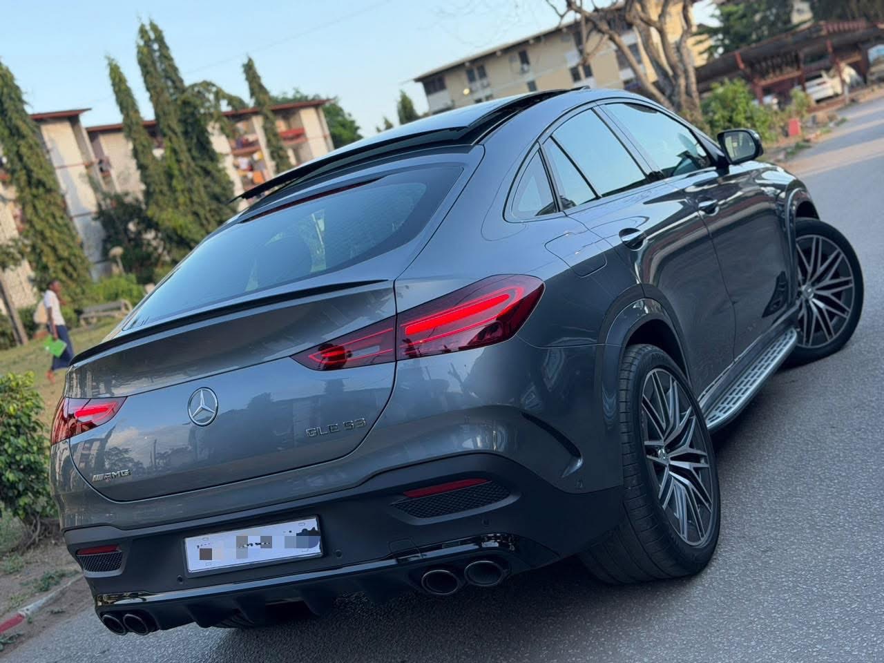 Mercedes-Benz GLE 53