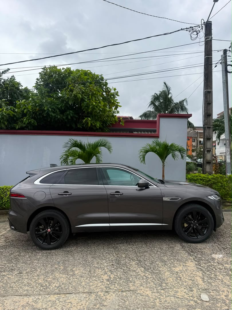 Jaguar F-pace P250 SE